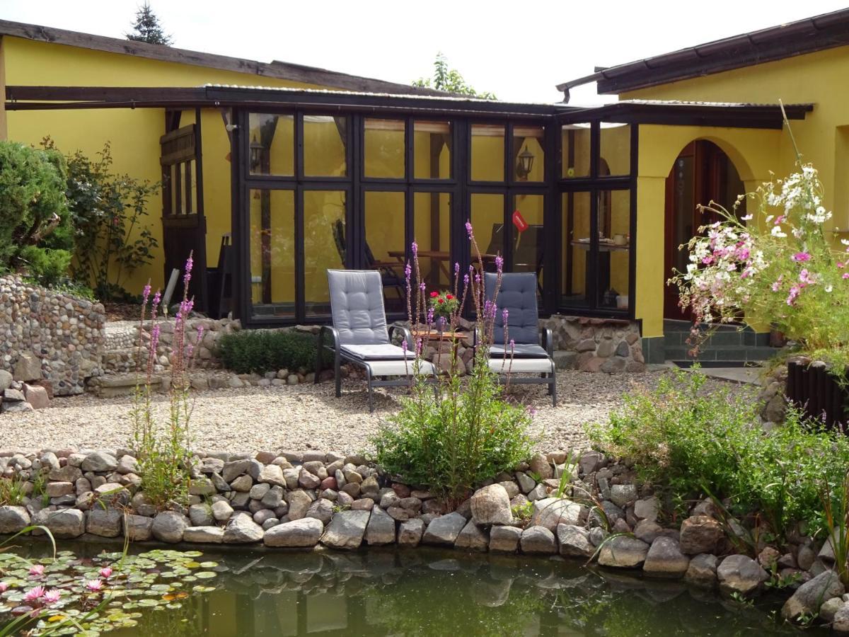 Ferienhaus "Am Gutspark" Alt Tucheband Luaran gambar