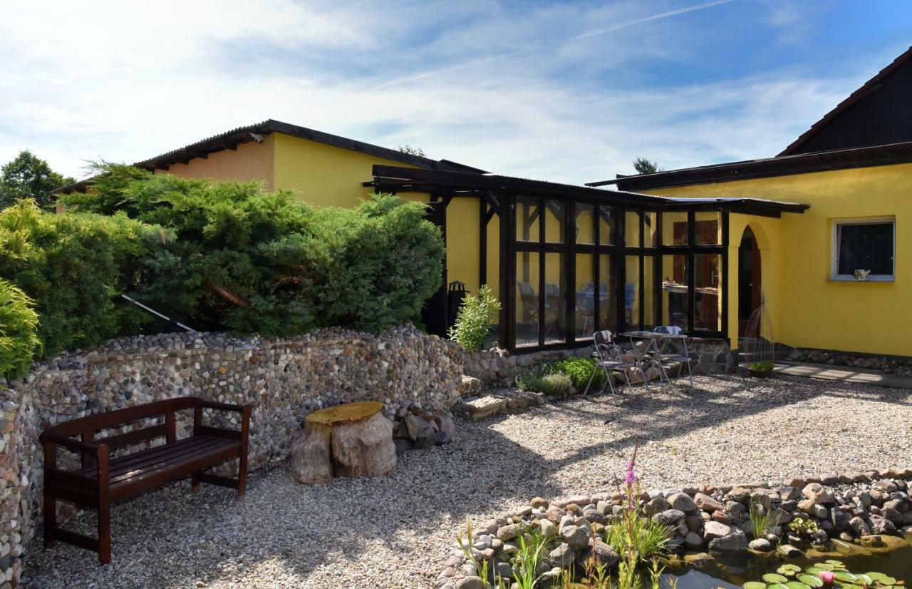 Ferienhaus "Am Gutspark" Alt Tucheband Luaran gambar