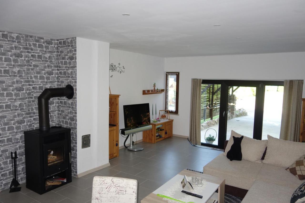 Ferienhaus "Am Gutspark" Alt Tucheband Luaran gambar